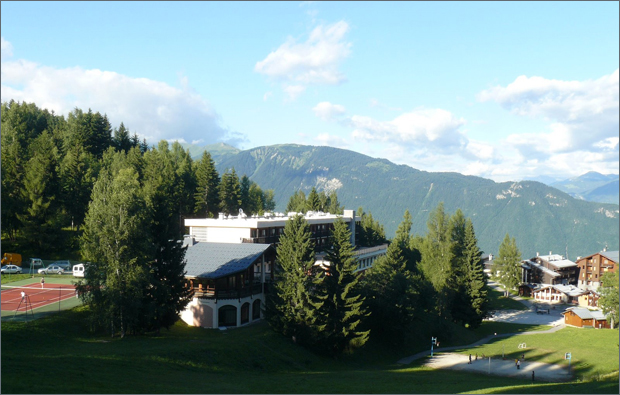 club hotel