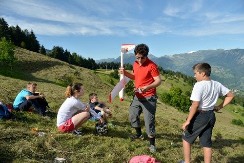 Stage d'aéromodélisme en vacances au village des 300 stages Faistesvacances