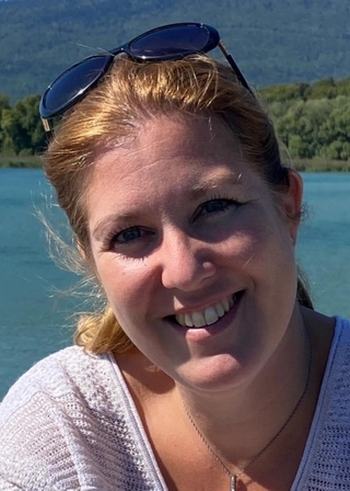 Amandine Pihouée, Vacances en famille, Développement personnel