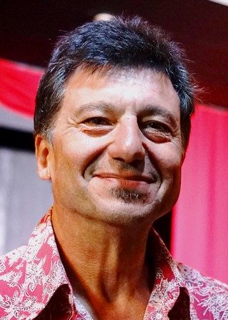 Alejandro Beresi, Vacances en famille, Cours saxo-trompette-flûte