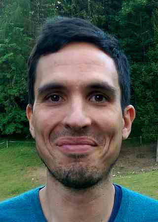 Adrien Lepogam, Vacances en famille, Développement personnel