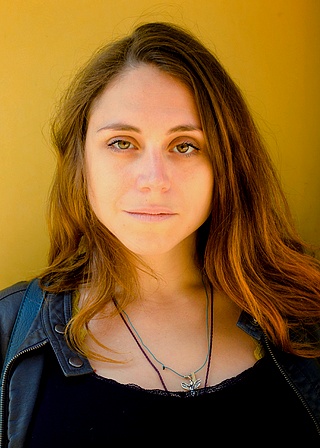 Juli Allard-Schaefer, Vacances en famille, Écriture