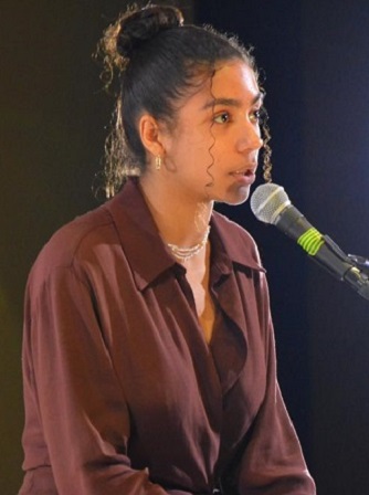 Georgia Martin, Vacances en famille, Chant-chorale