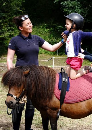 Cours Baptême Poney, Vacances en famille, Sport